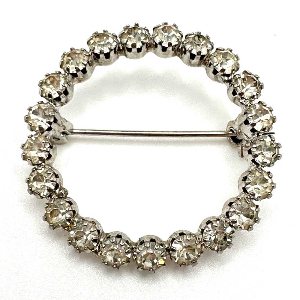 Vintage Clear Rhinestone Circle Wreath Pin Quality Construction Minimalist Bling